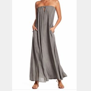 Elan Strapless Keyhole Maxi Dress OS